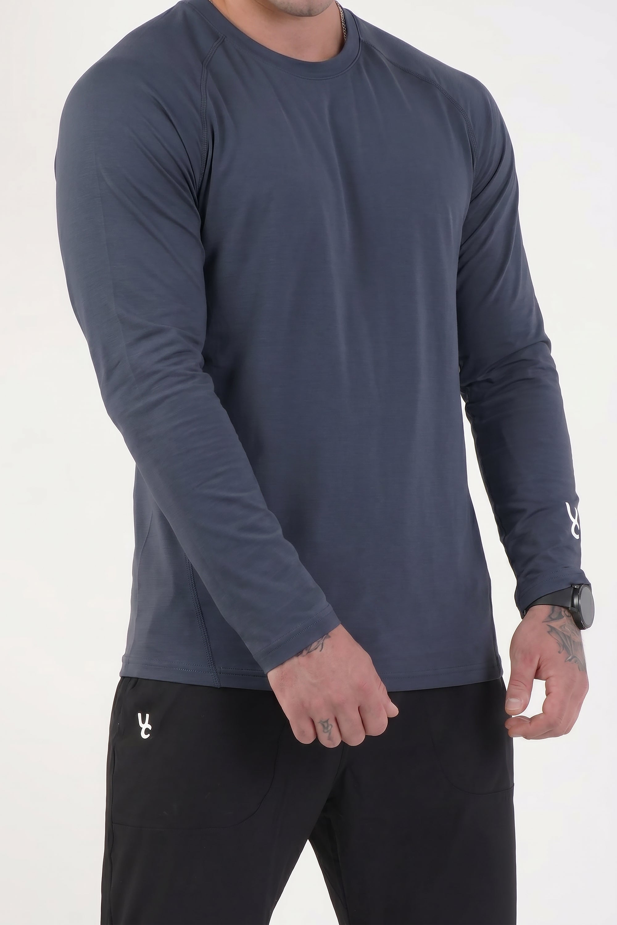 UC032 Summit Longsleeve - Navy