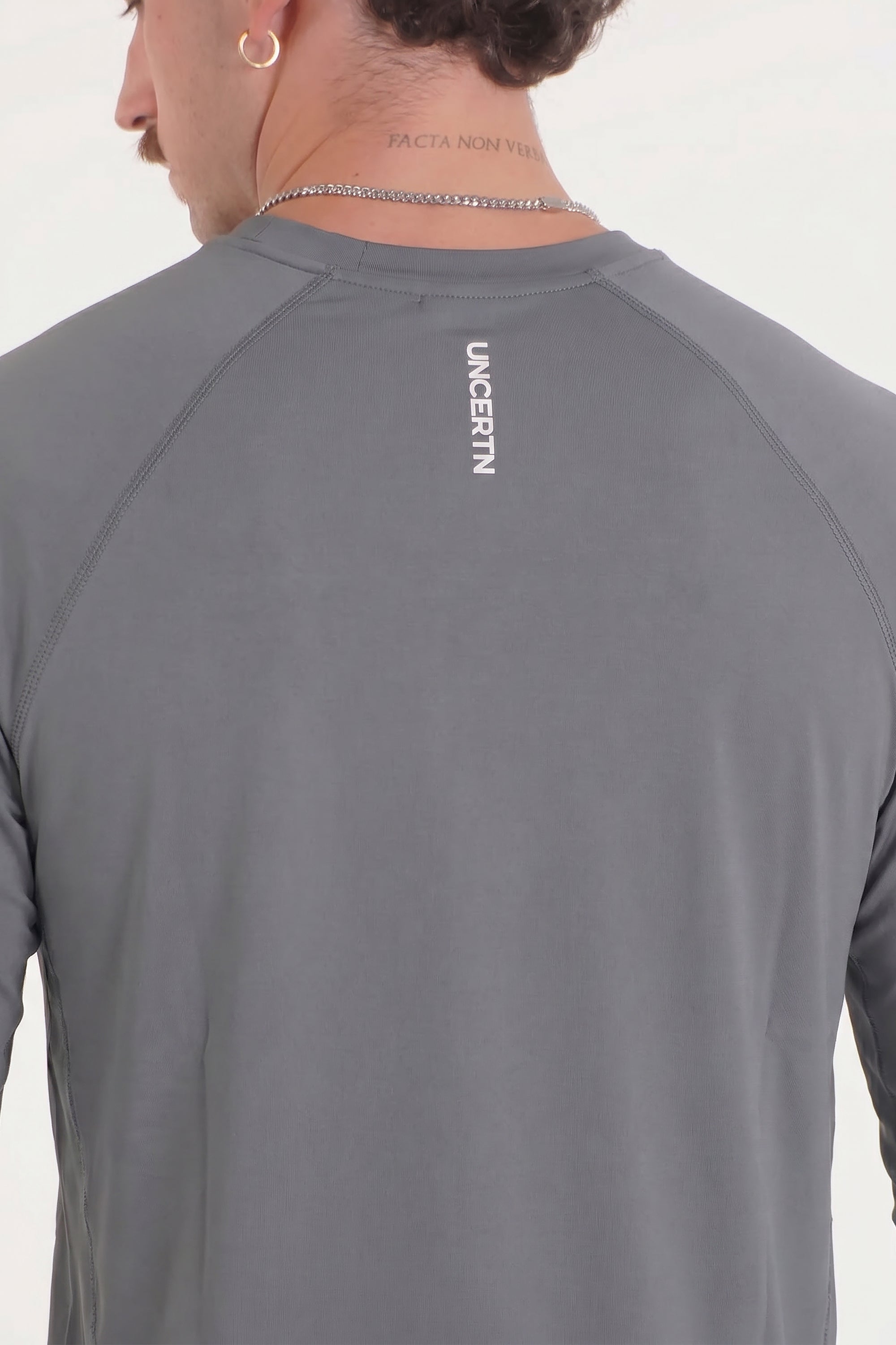 UC032 Summit Longsleeve - Grey