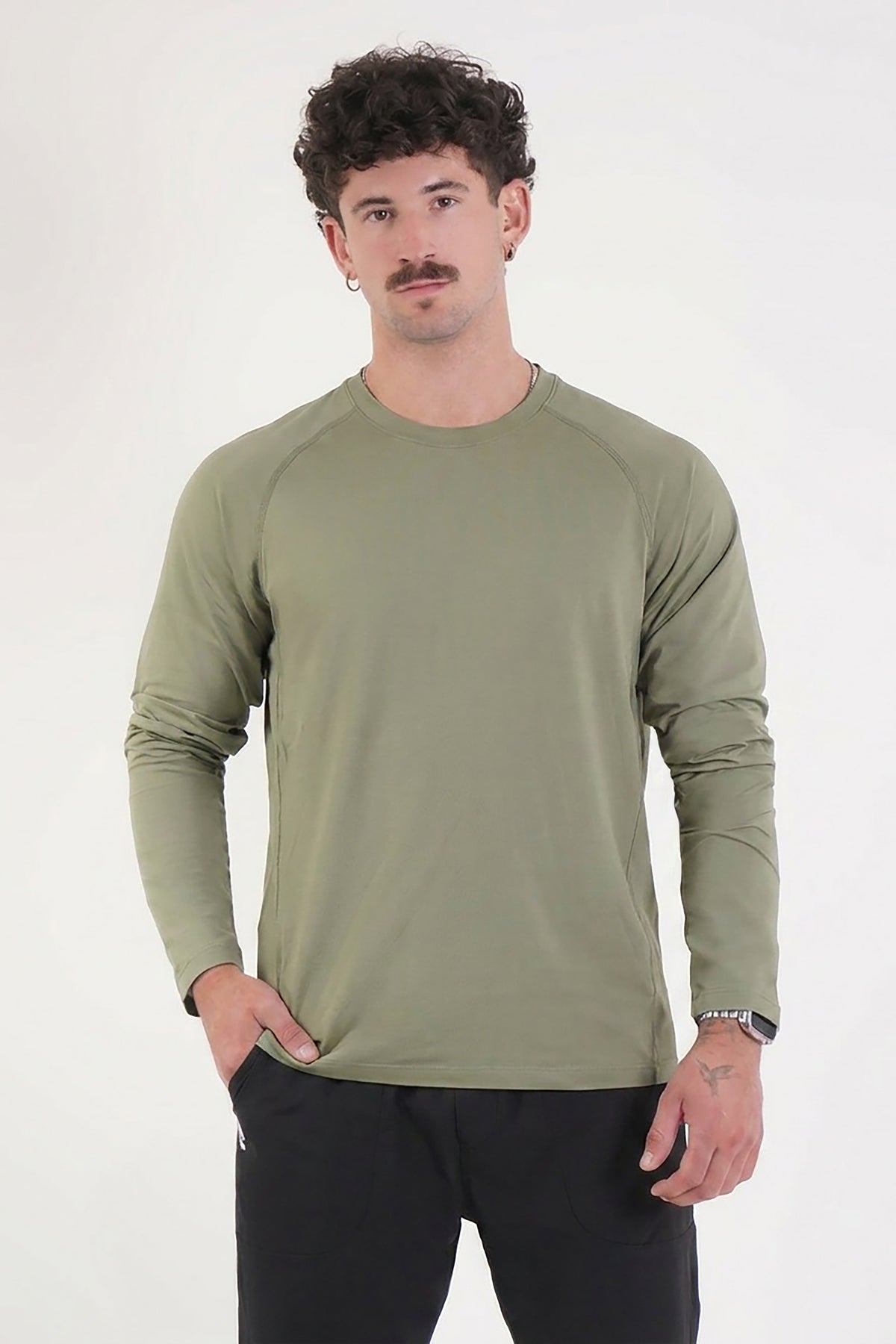 UC032 Summit Long Sleeve - Moss Green