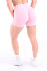 UC018 Elevate Shorts - Pink