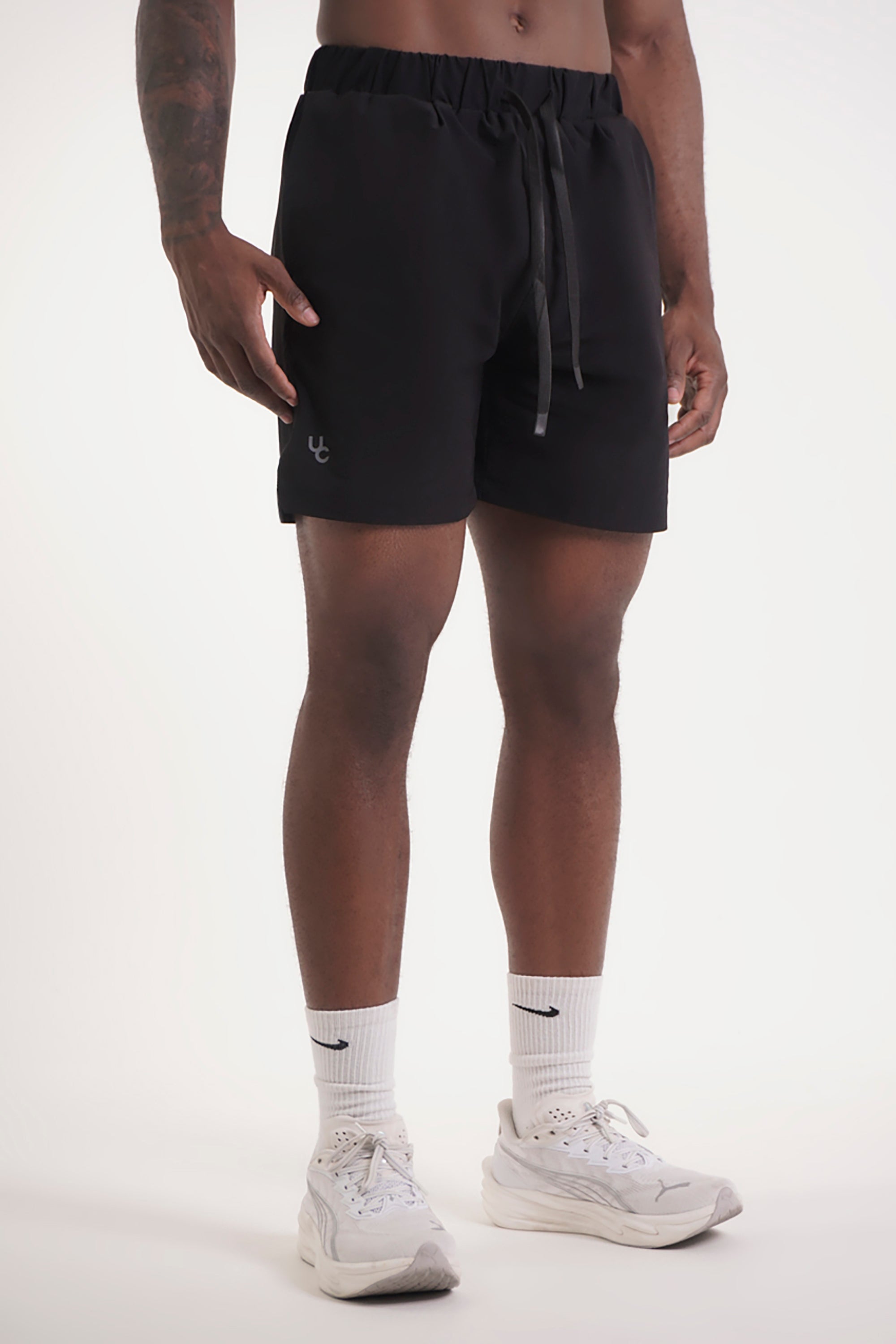 UC025 Summit Performance Shorts - Black