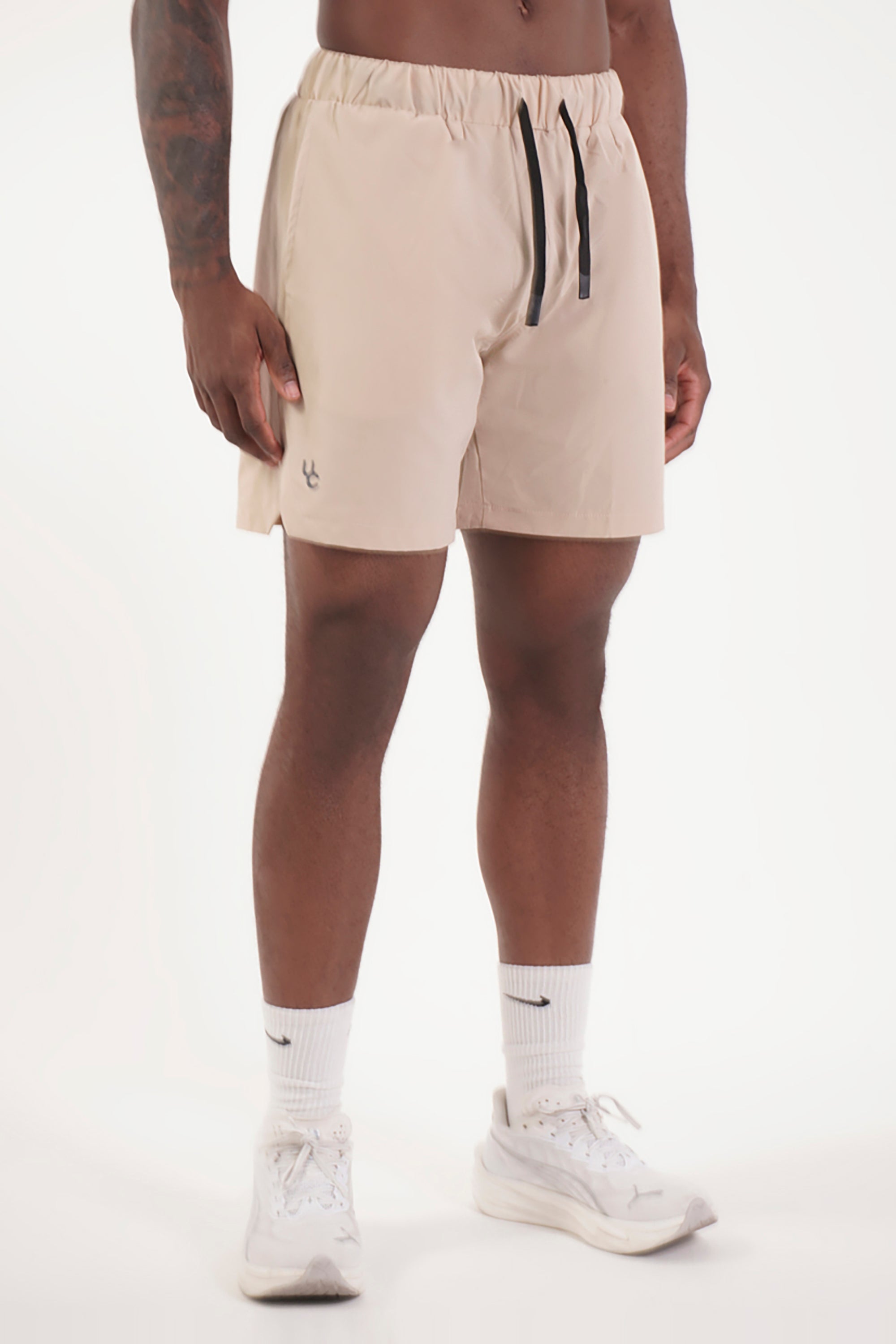 UC025 Summit Performance Shorts - Sand